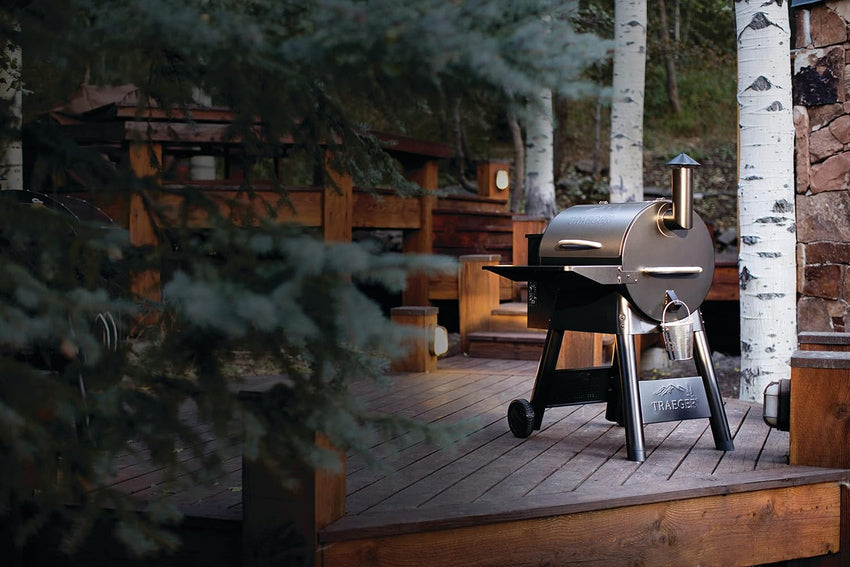 Traeger Grills Pro 22 Electric Wood Pellet Grill and Smoker. Bronze